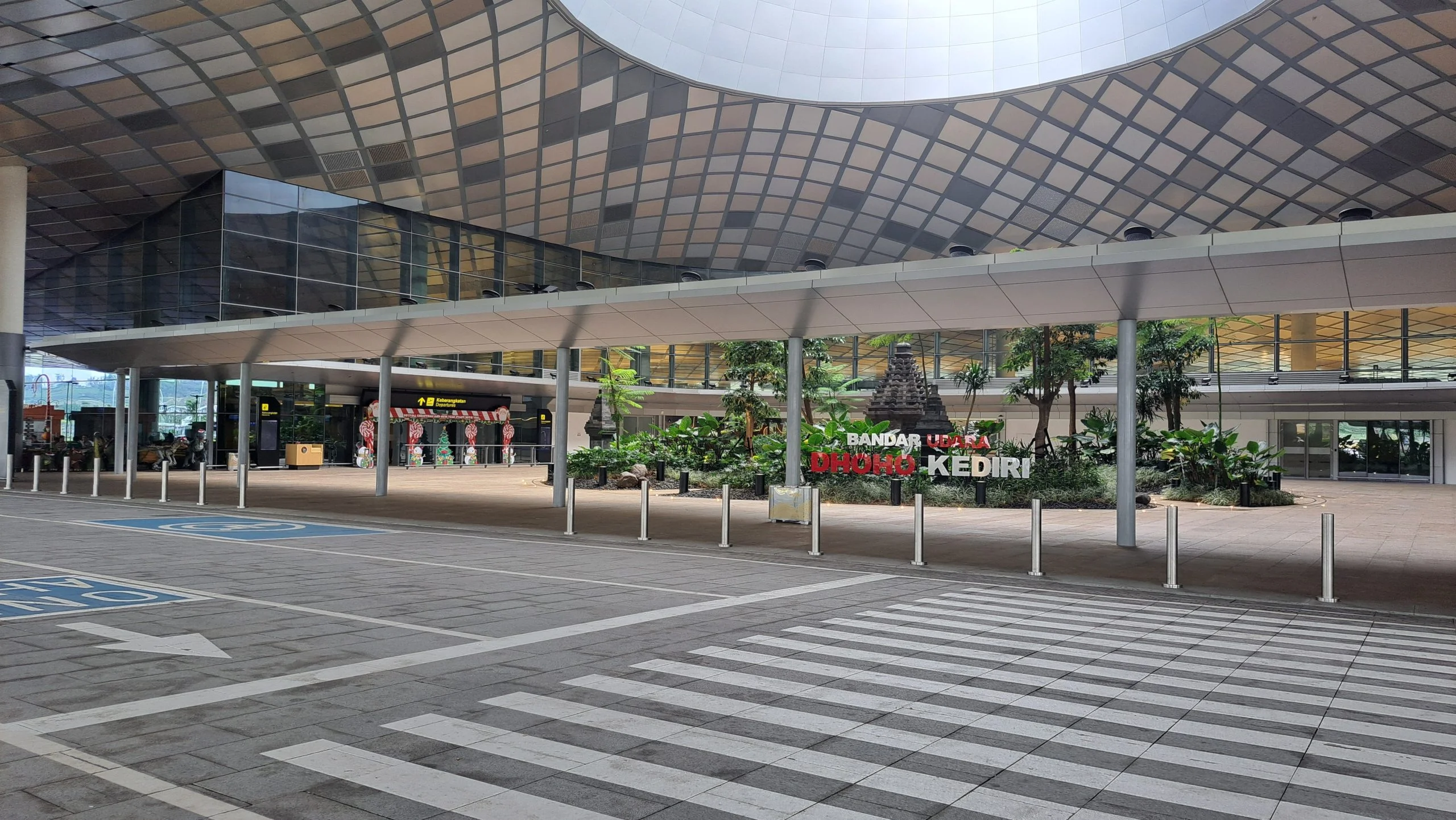 Bandara Internasional Dhoho