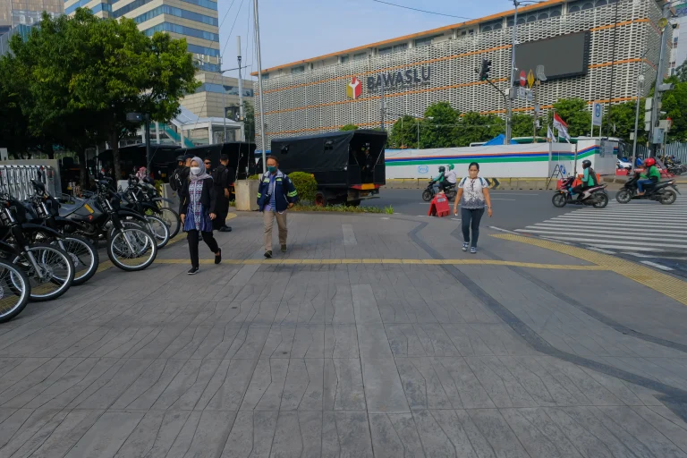 Revitalisasi Jalur Pedestrian DKI Jakarta - 14