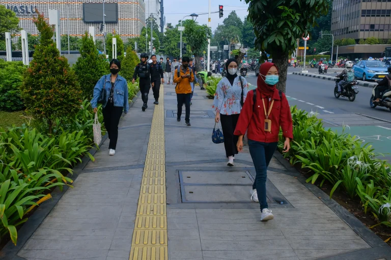 Revitalisasi Jalur Pedestrian DKI Jakarta - 13