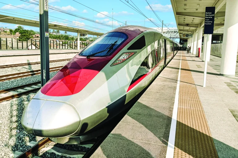 Kereta Cepat Jakarta Bandung