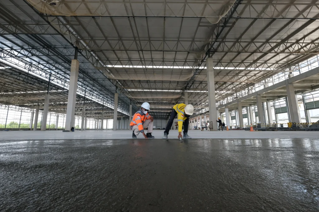 Perluasan Flat Floor Diamond Cold Storage