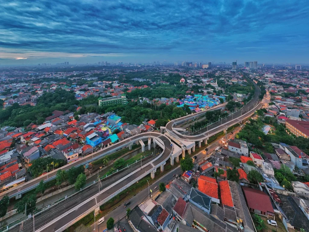 Proyek Flyover Lanteng Agung