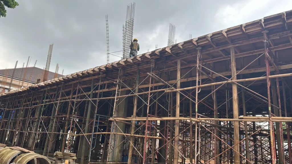 Rumah Tinggal di Kawasan Kembangan