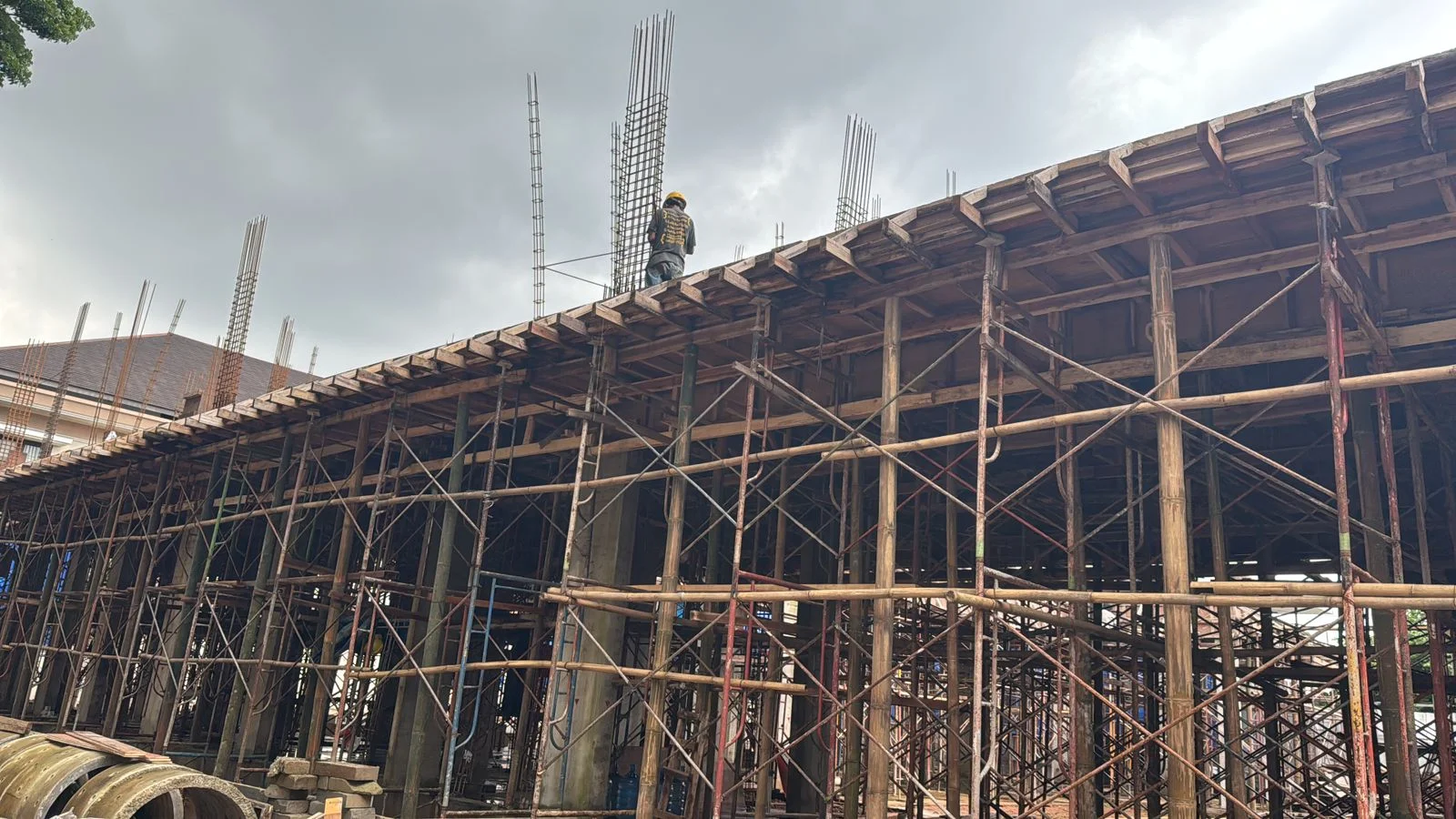 Rumah Tinggal di Kawasan Kembangan