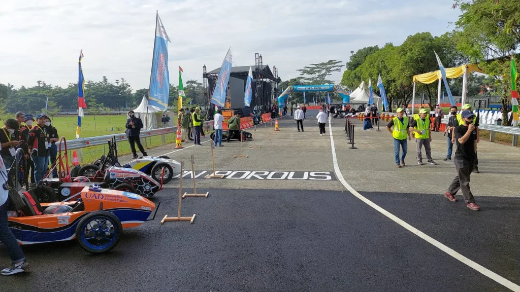 Sirkuit Bintek Pusjatan